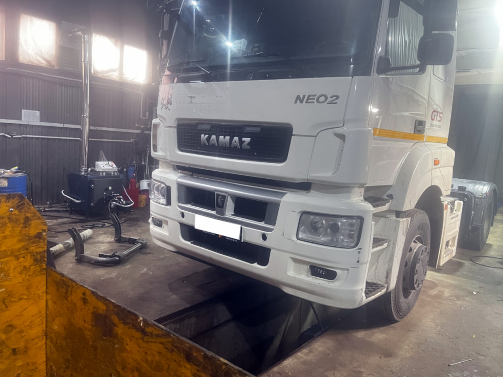 Полная гидрофикация тягача КАМАЗ М1840 5490-S5 в г. Бронницы