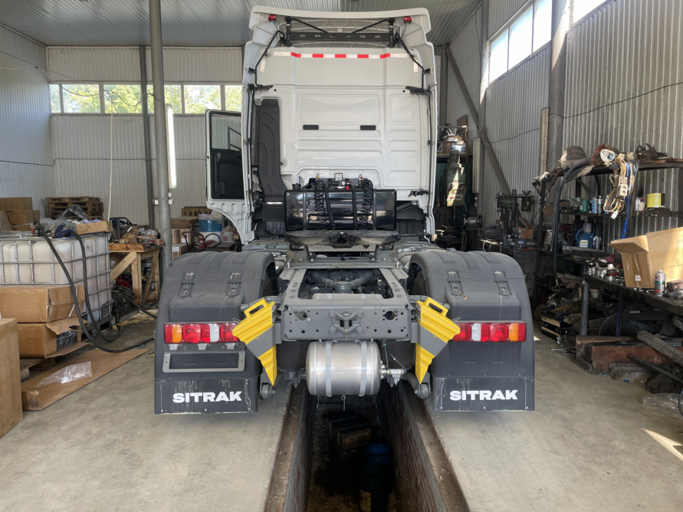 Установка гидравлики на SITRAK с КПП ZF TraXon 12TX2010TD Установка гидравлики на SITRAK с КПП ZF TraXon 12TX2010TD