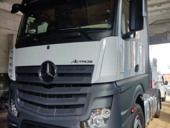 Установка гидравлики на Mercedes Actros под самосвал