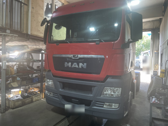 Установка одноконтурной гидравлики на MAN TGX 18.400
